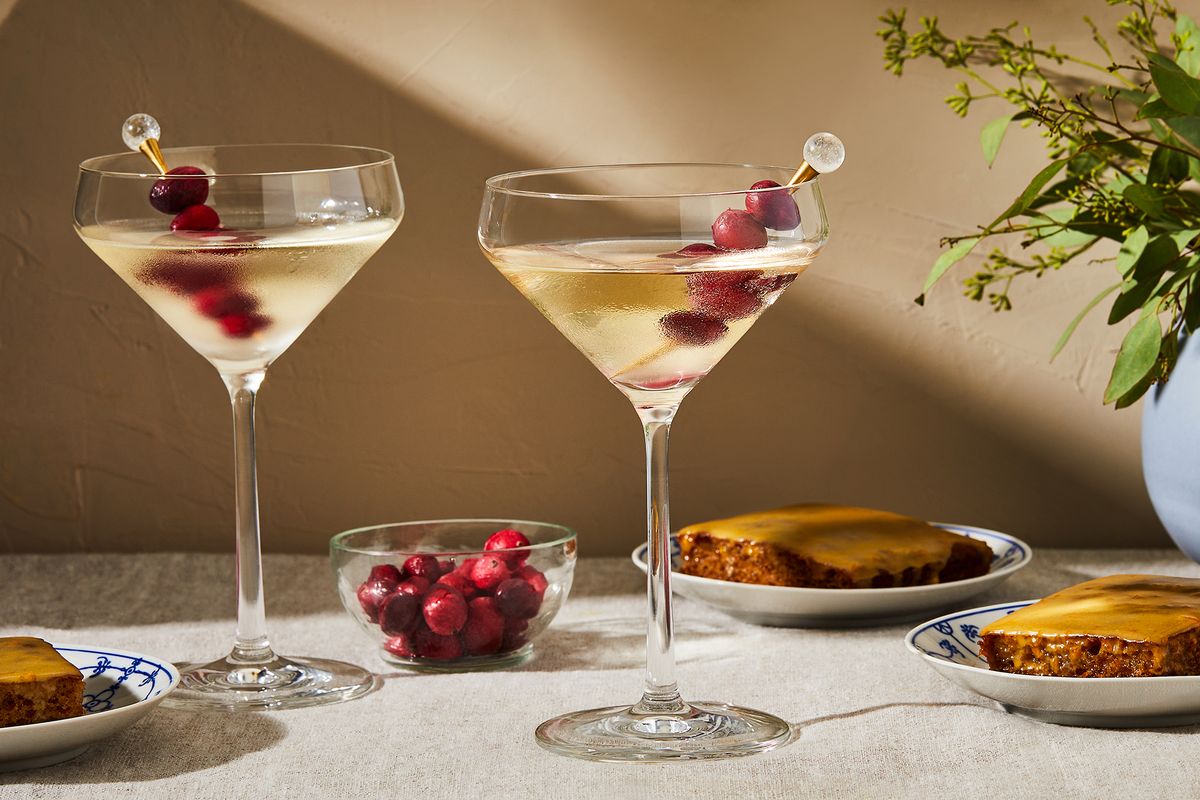 This Cocktail Important Is My Secret to the Greatest Thanksgiving Feast