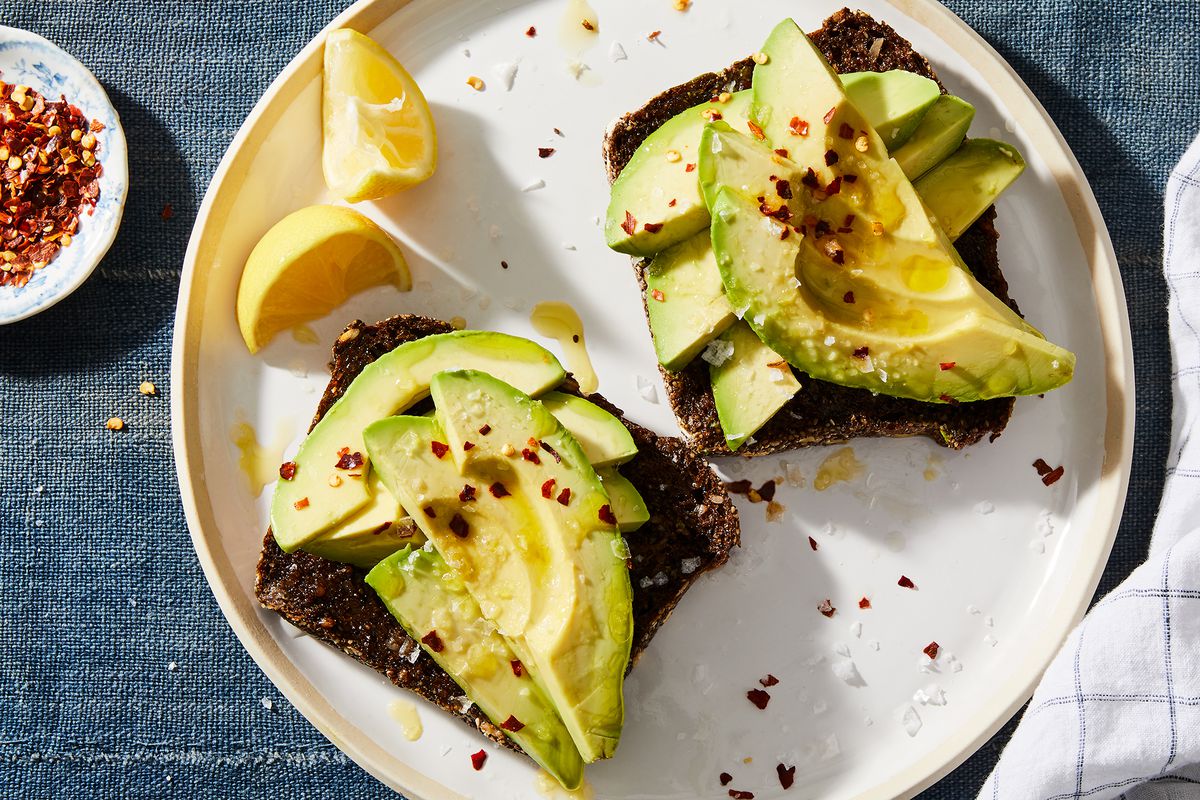 How one can Reduce an Avocado