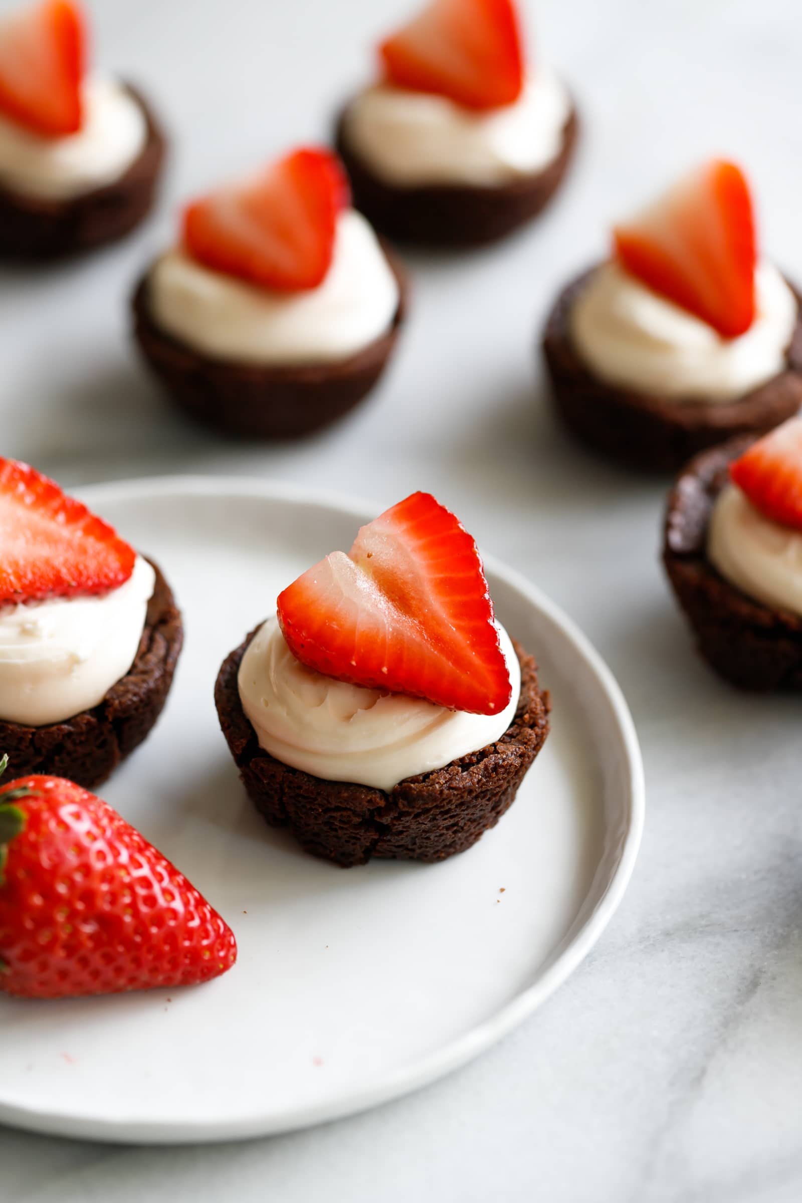 Tuxedo Brownie Cups