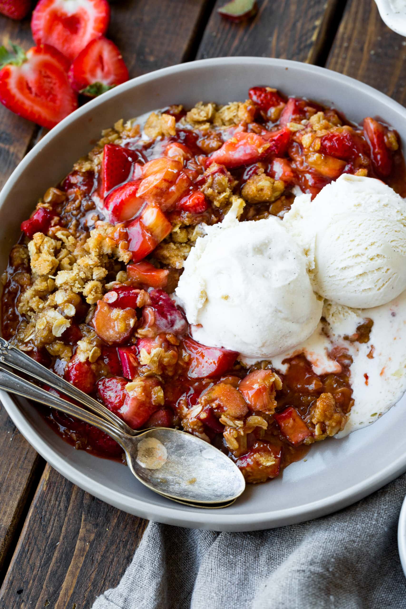 Straightforward Strawberry Rhubarb Crisp – Oh Candy Basil